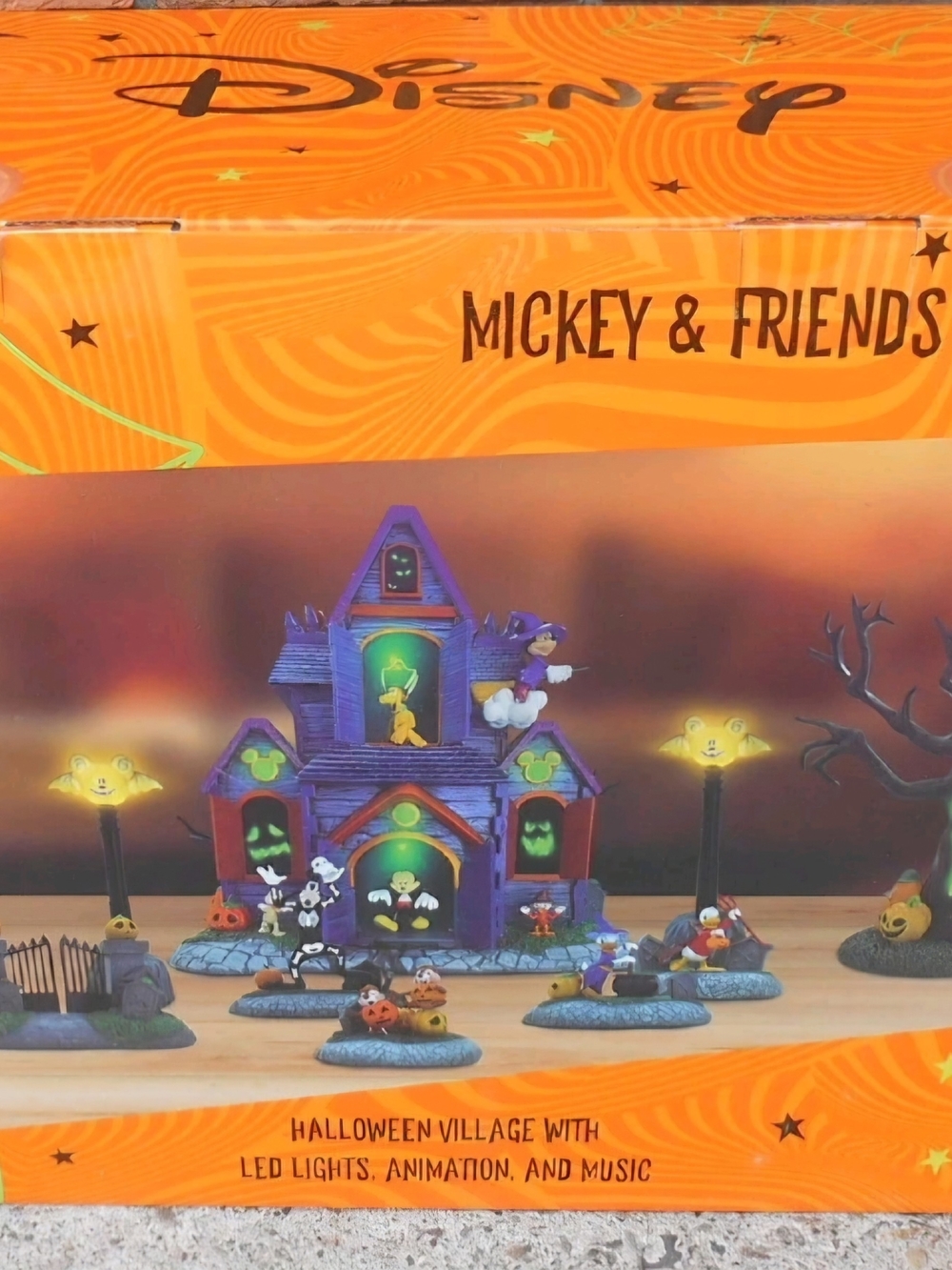 Disney Mickey & Friends Halloween Village LED Set